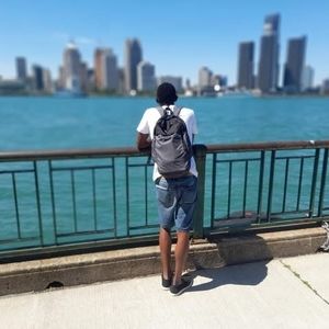 Meet your Posher, Arnold